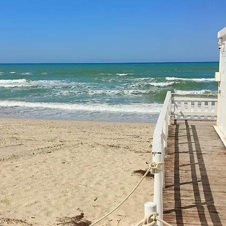 Alcamo Marina: Garden View Near San Vito Lo Capo Apartment *