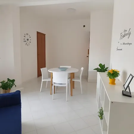 Alcamo Marina: Garden View Near San Vito Lo Capo Apartment *